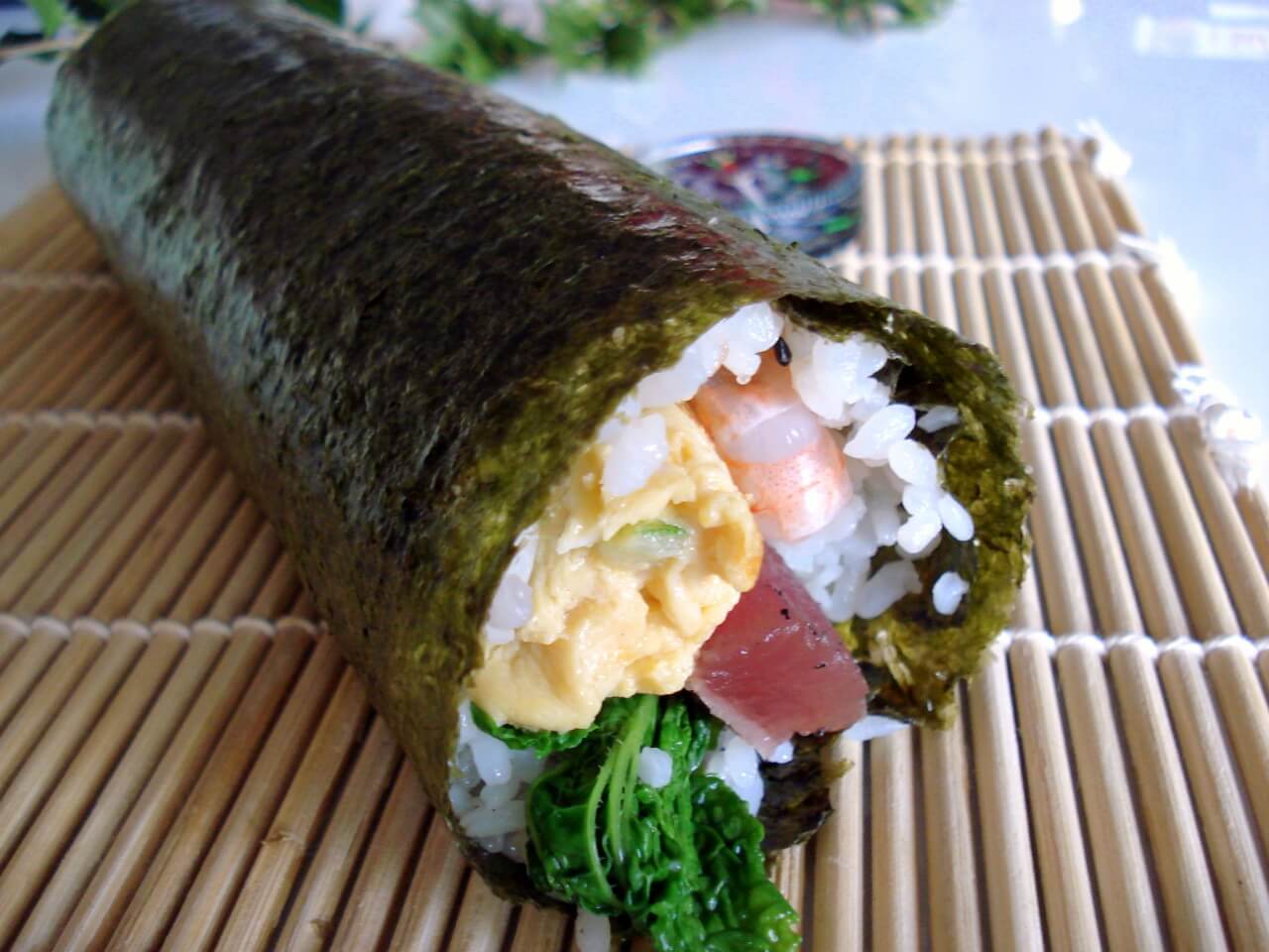 Truyền thống Nhật Bản - Cuộn sushi Ehomaki