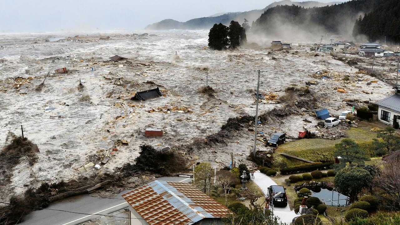 Động đất ở Nhật Bản - Sóng thần